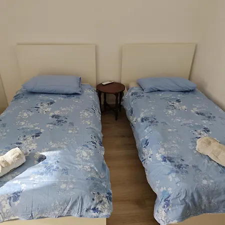 Anne 3 Bedroom * ラルナカ